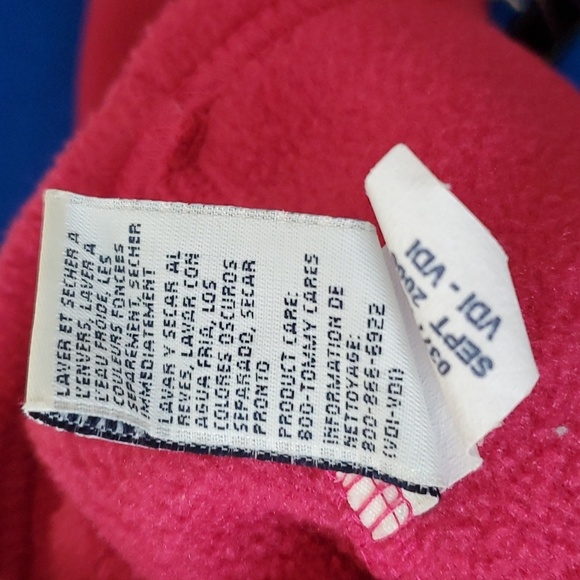 Tommy Hilfiger XL pink poly quarter zip pullover with full pouch (2006) - Picture 7 of 11